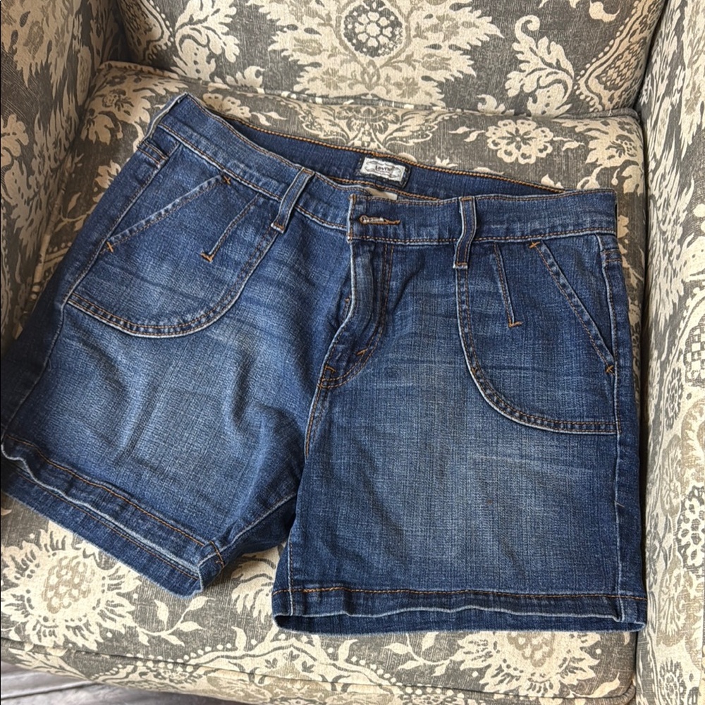 Levi's Blue Jean Shorts Classic Mid-Length